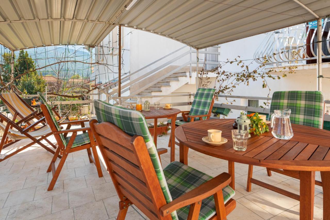 Apartments By The Sea Jelsa, Hvar - 11319 Jelsa  Exterior photo