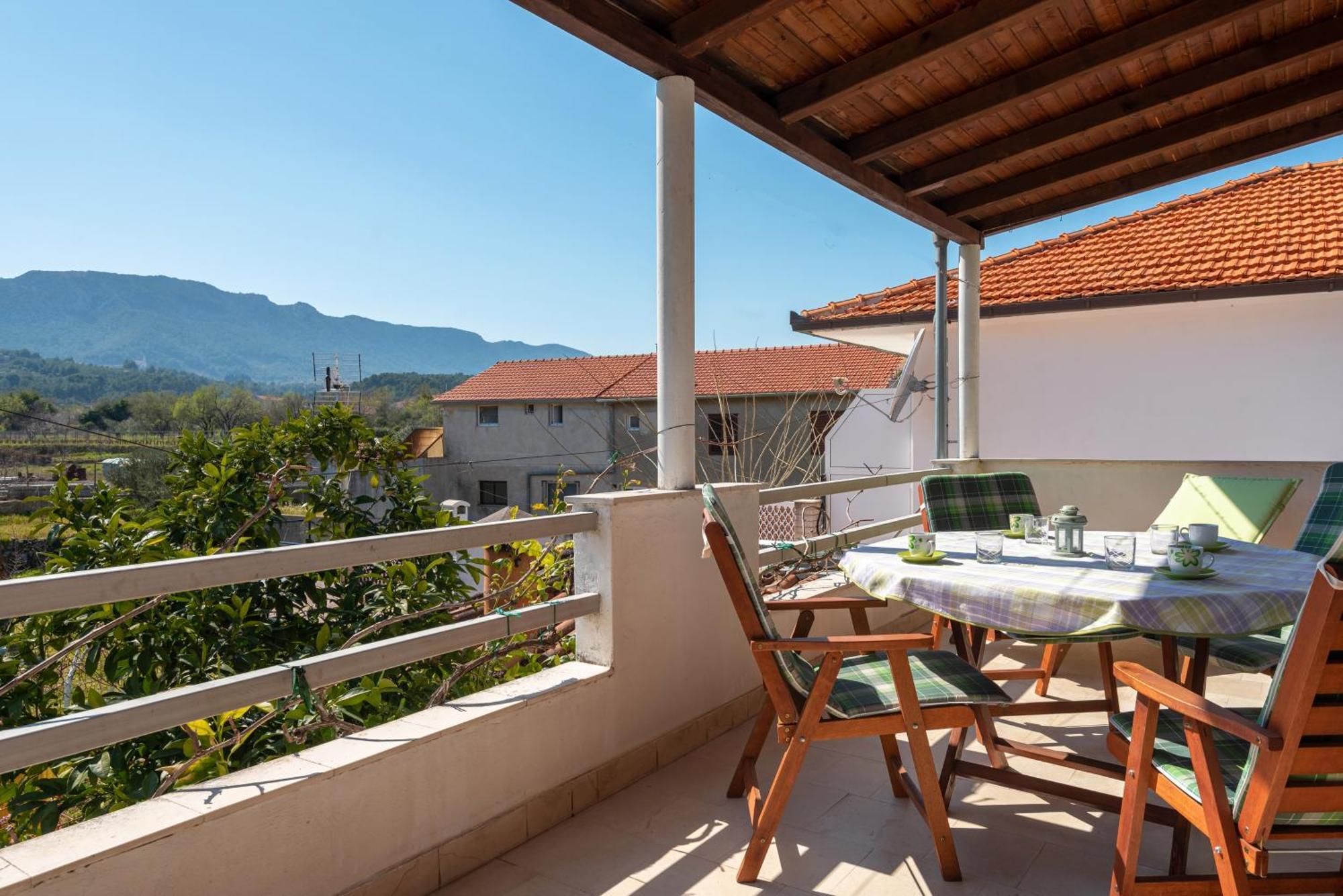 Apartments By The Sea Jelsa, Hvar - 11319 Jelsa  Exterior photo